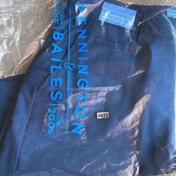 Pennington & Bailes Men Blue Shorts - Size 34 NWT - Picture 8 of 8